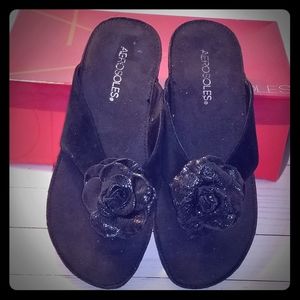 Aerosoles Suede Thong Sz 8.5